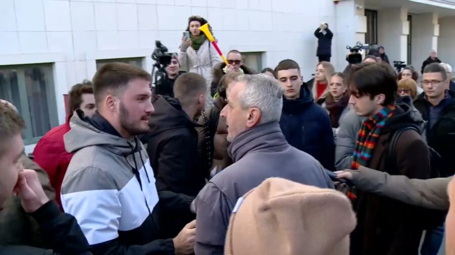 N1 reporter assaulted at Novi Sad protest