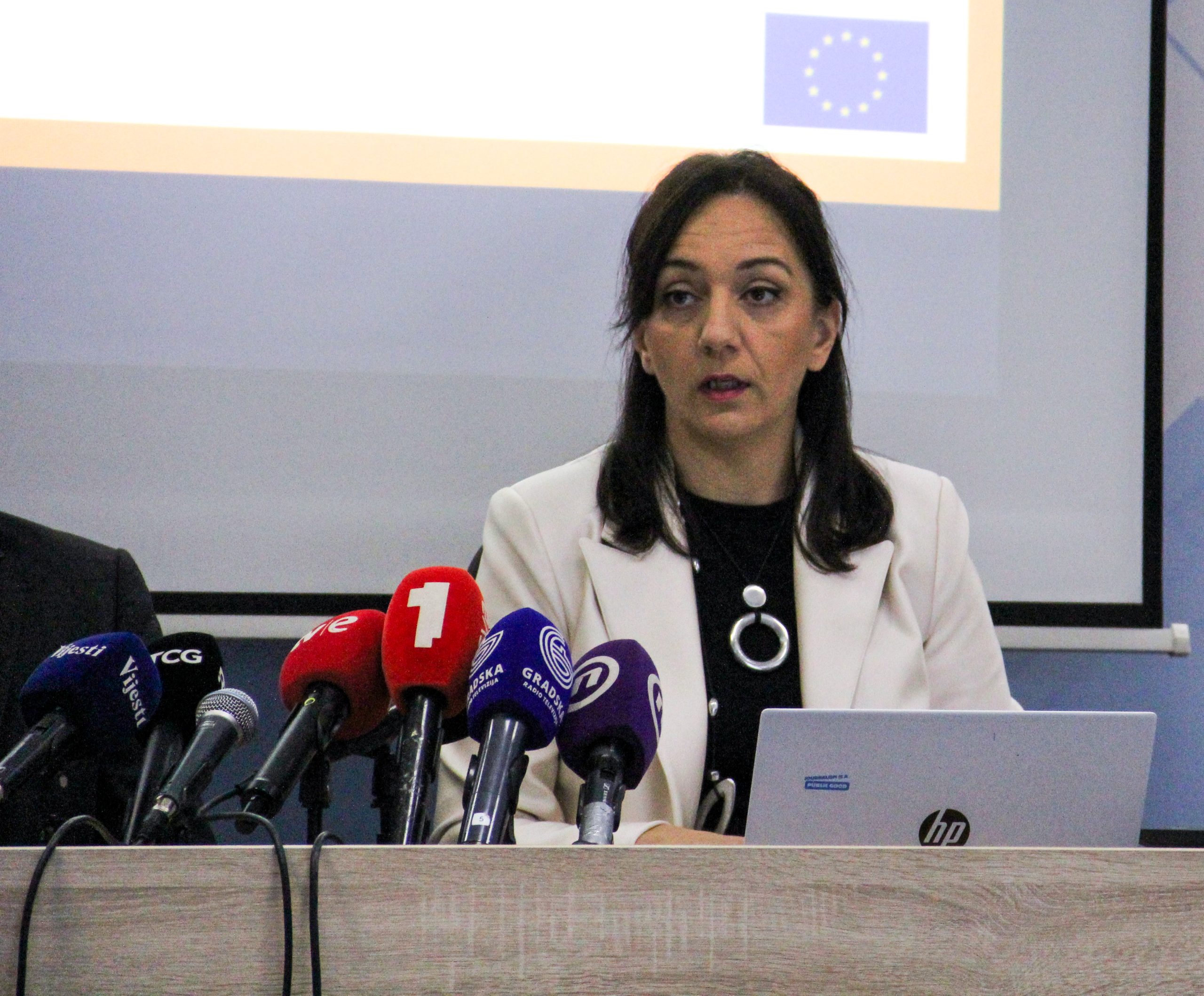 Zajednički stav 29 NVO: Marijana Camović Veličković za Savjet RTCG