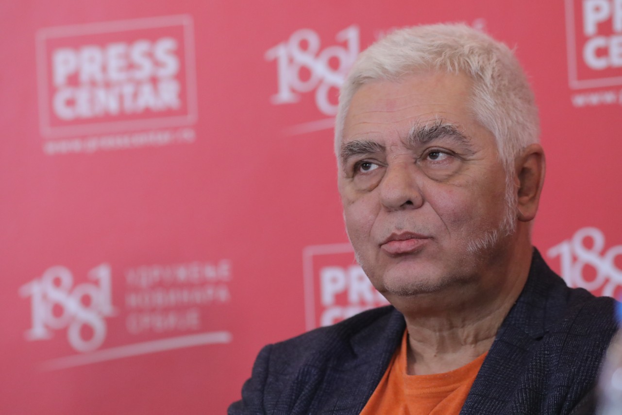 Ministar Bratina: Vest o „agresivnoj veverici“ me podseća na izveštavanje N1