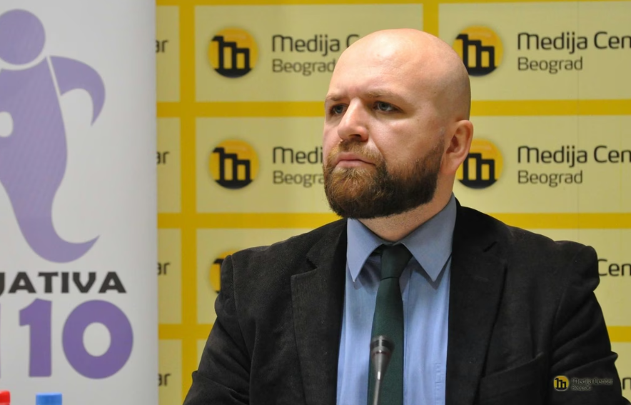 Verbalno napadnut Fahrudin Kladničanin tokom protesta u Novom Pazaru