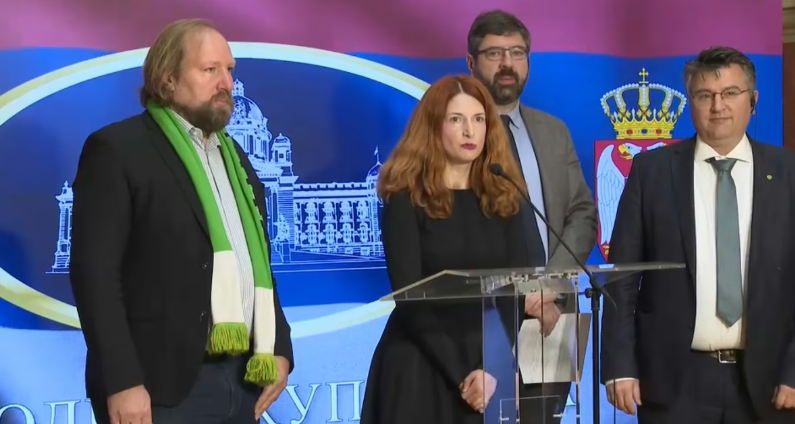 Nemački poslanici u poseti Srbiji, upozorili na zaštitu slobode medija i da „Srbija ne sme da sedi na dve stolice“