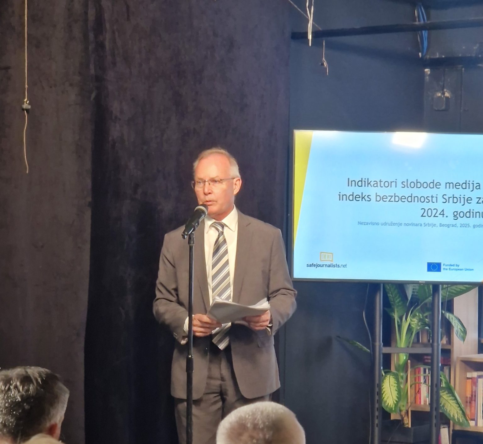 Jan Bratu (OEBS): Pozivam tužilaštvo da osigura bezbednost Verana Matića
