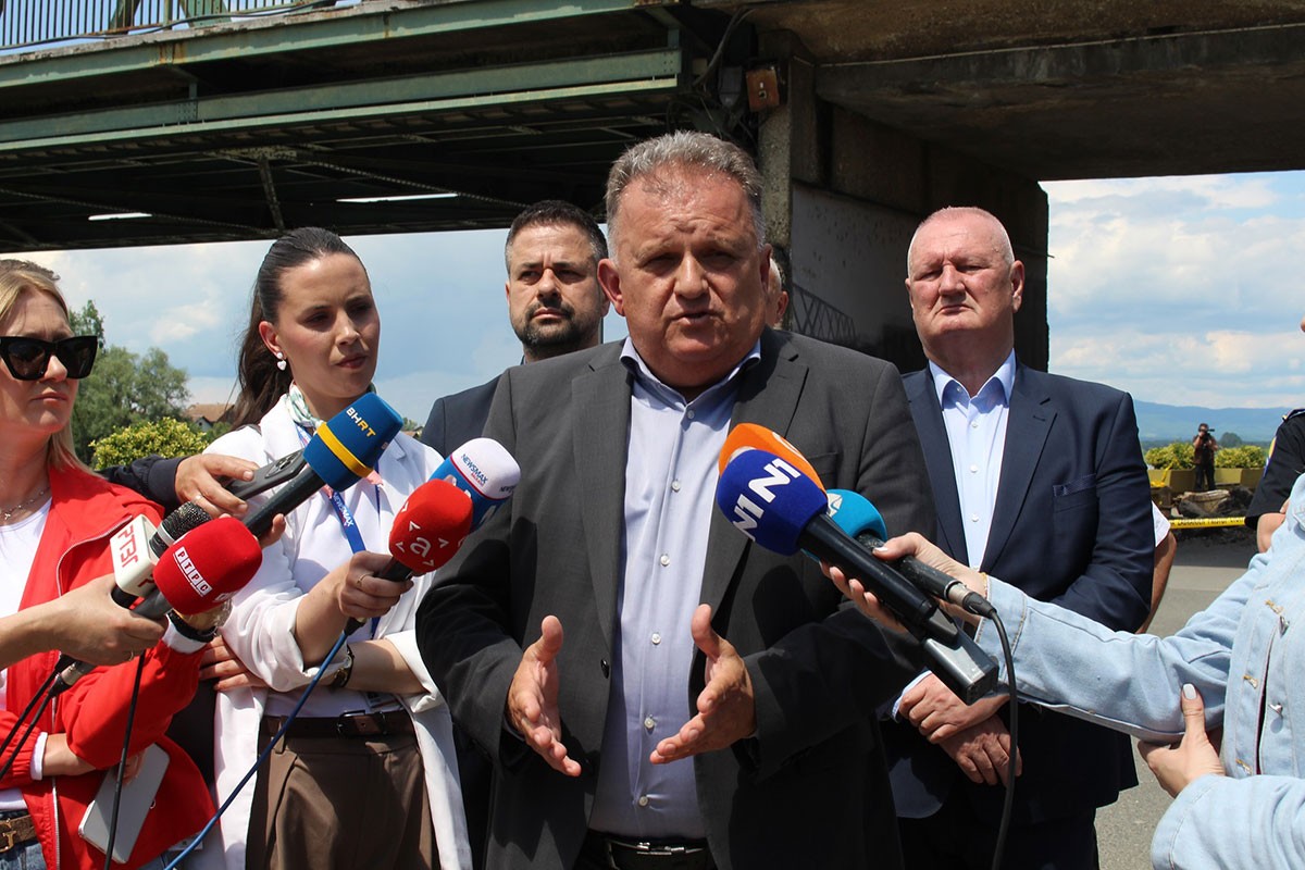 BH Journalists: Unacceptable behavior of the mayor of Gradiška toward Micro Mreža Journalist