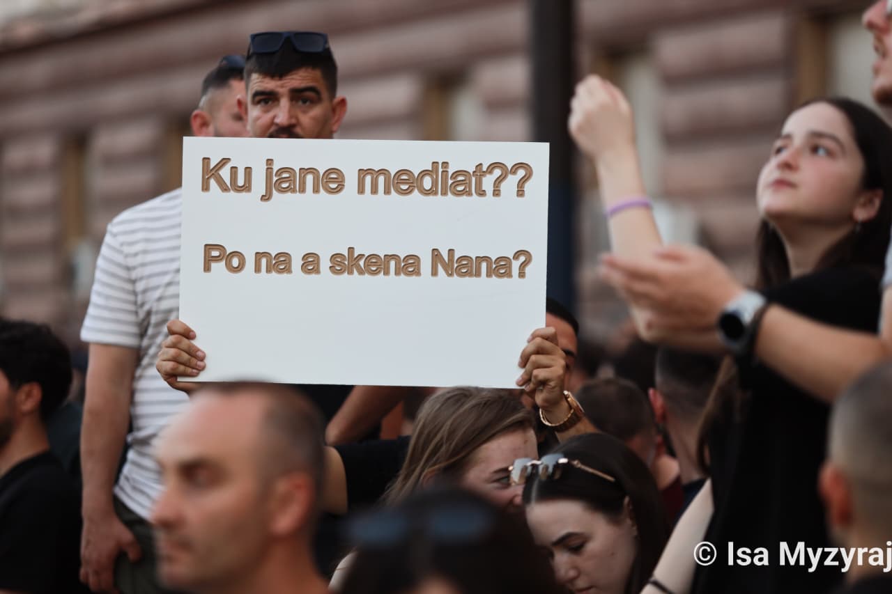 Flamingo Revolution Exposes Albania’s Media Trust Crisis